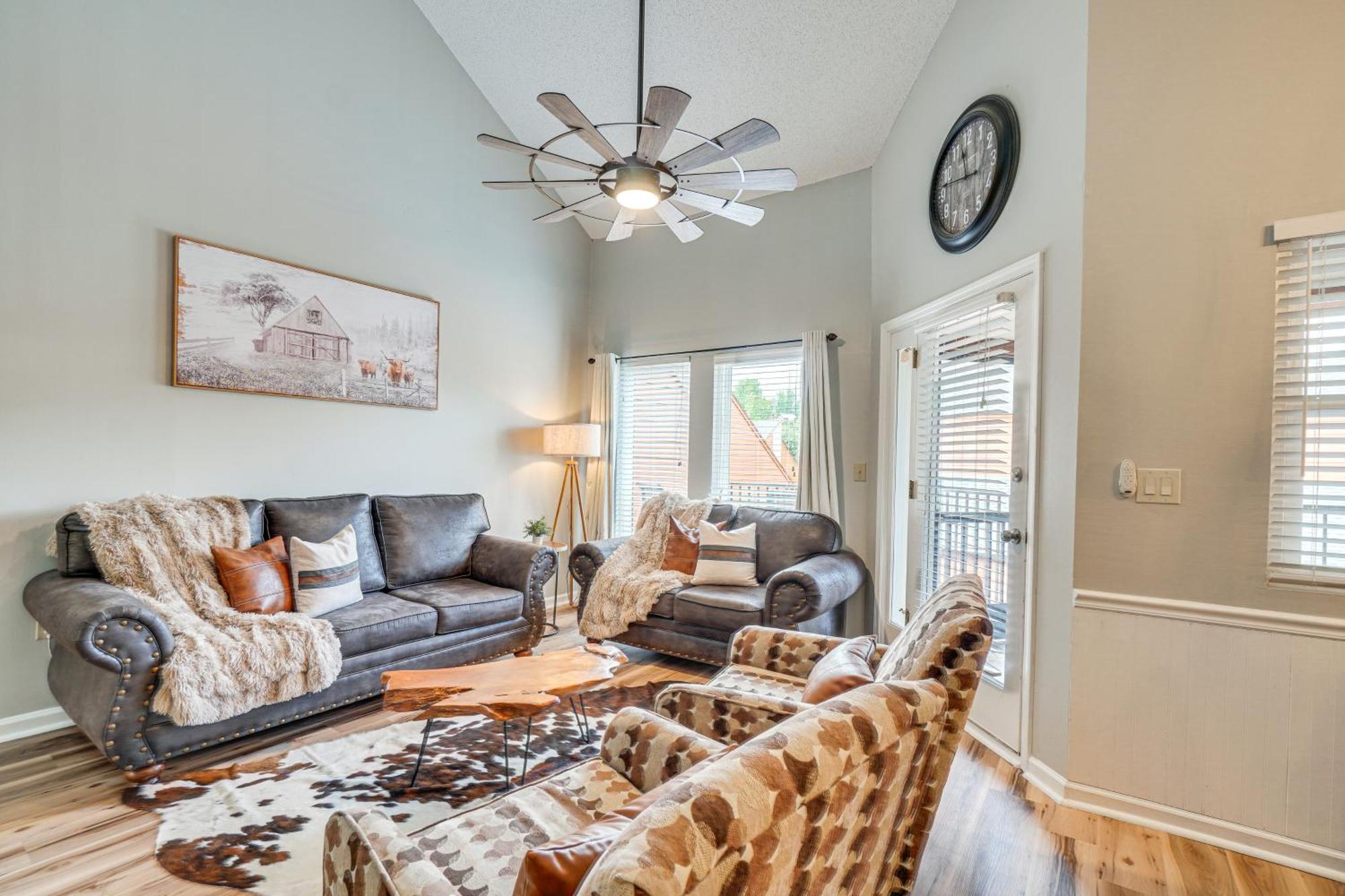Downtown Gatlinburg Condo With Mountain-View Balcony מראה חיצוני תמונה