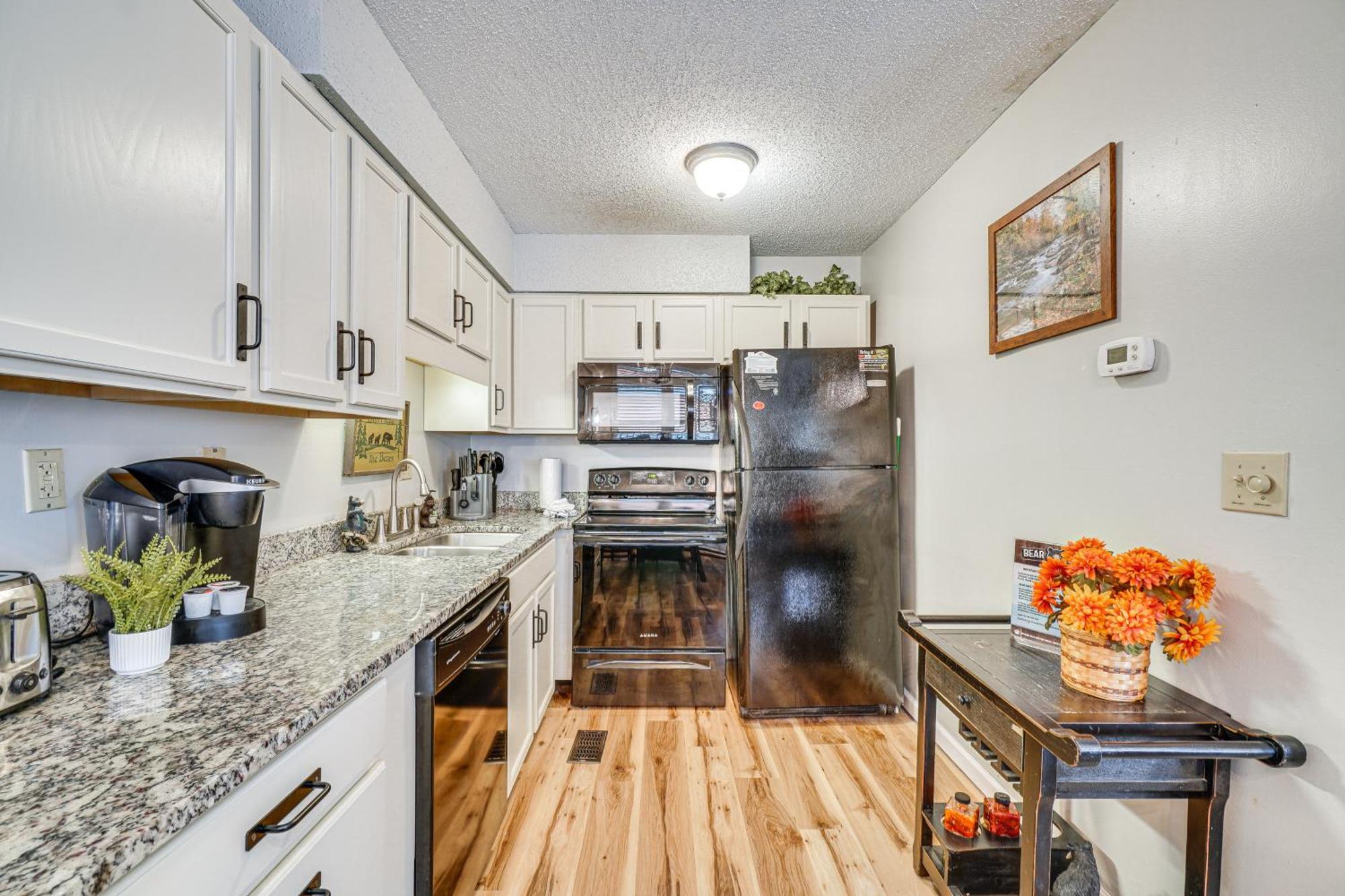 Downtown Gatlinburg Condo With Mountain-View Balcony מראה חיצוני תמונה